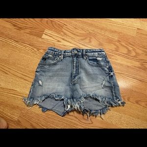 KanCan shorts! Never worn, just didn’t fit the way I like. Size 3